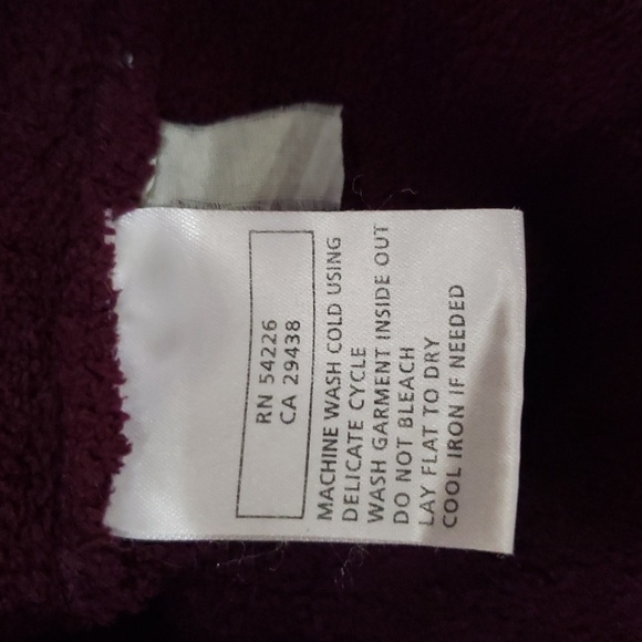 Royal Robbins Women Turtleneck Sweater Small Purple Wine Merlot Outdoor Soft - Picture 9 of 10
